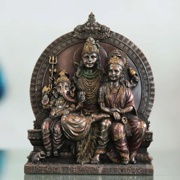 Decor Home Craft A detailed bronze Shiva Family idol depicting Hindu deities.